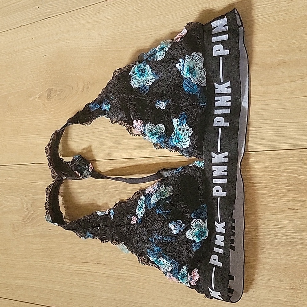 Vs bra